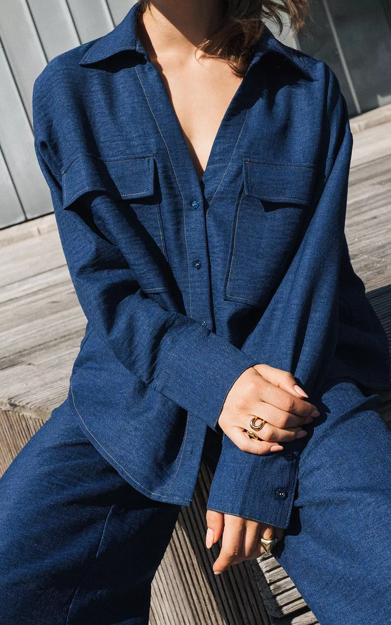 Blouse with buttons and pockets Blue