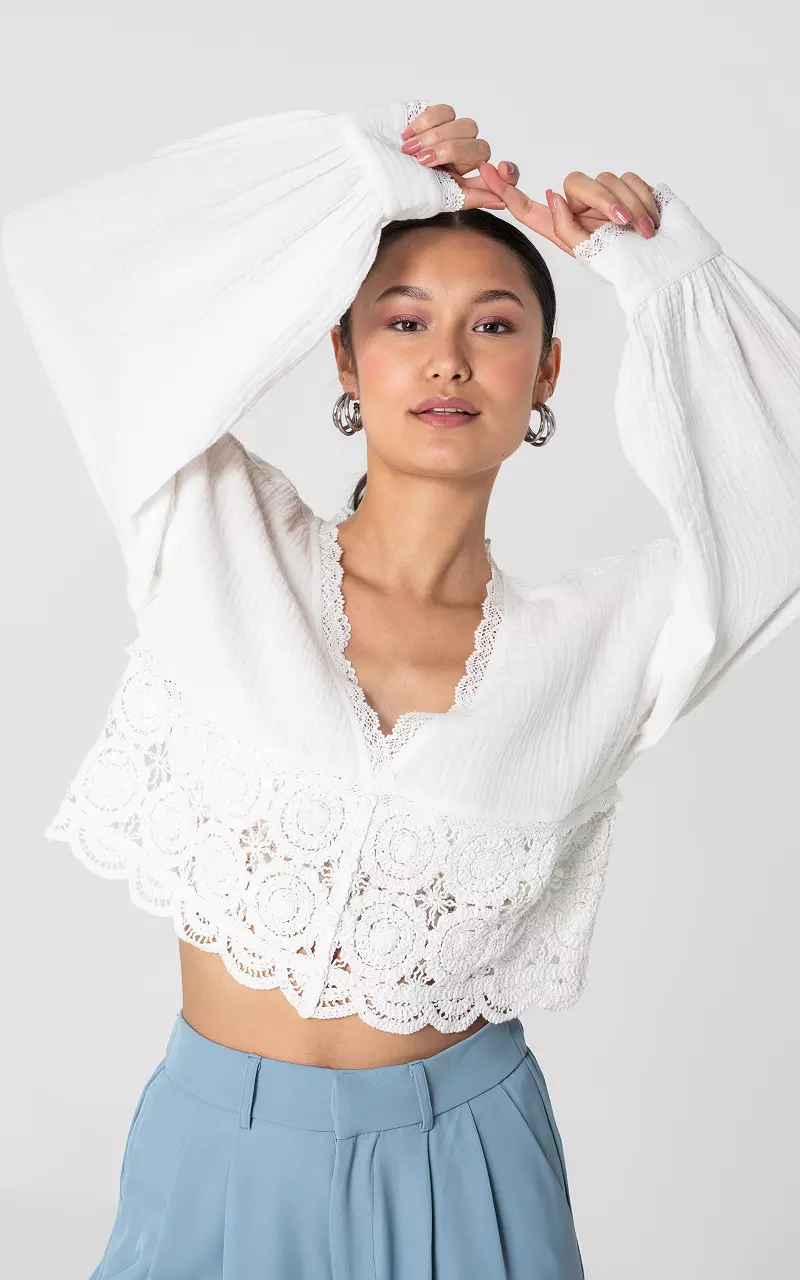 Oversized short model top White