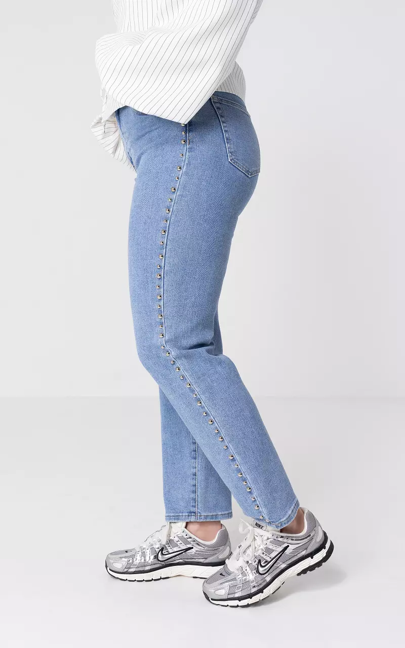 Mom fit jeans with studs Blue