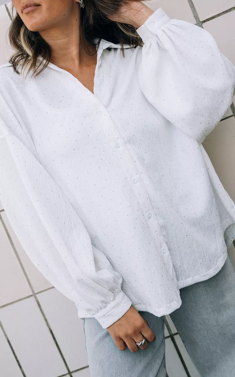 Oversized Bluse mit Strasssteinen Weiß