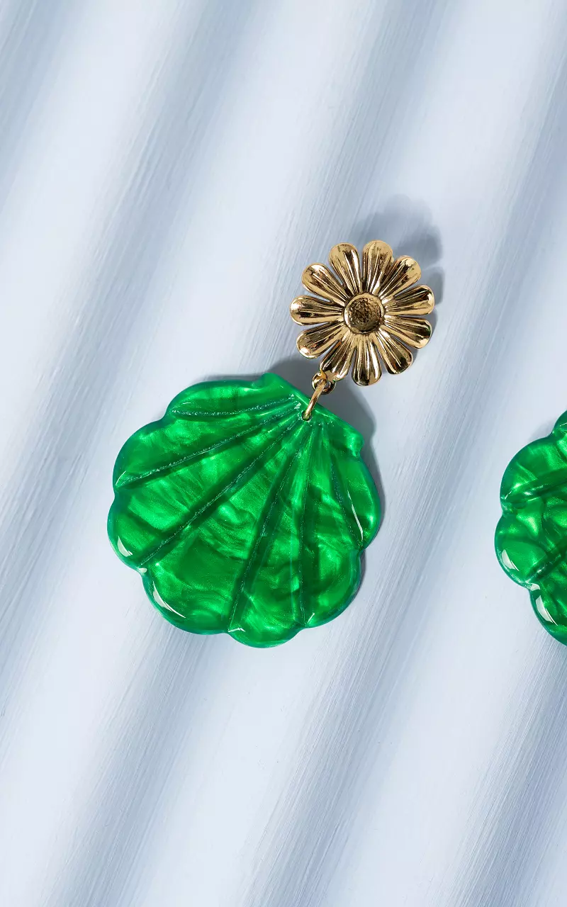 Earrings with plastic shell Gold Green