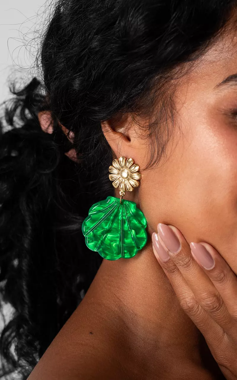 Earrings with plastic shell Gold Green