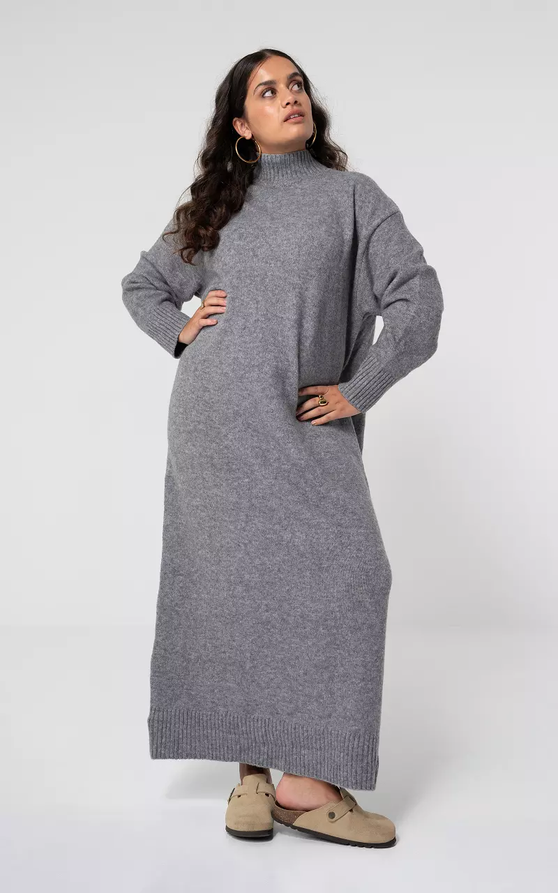 Maxikleid mit Turtleneck Grau