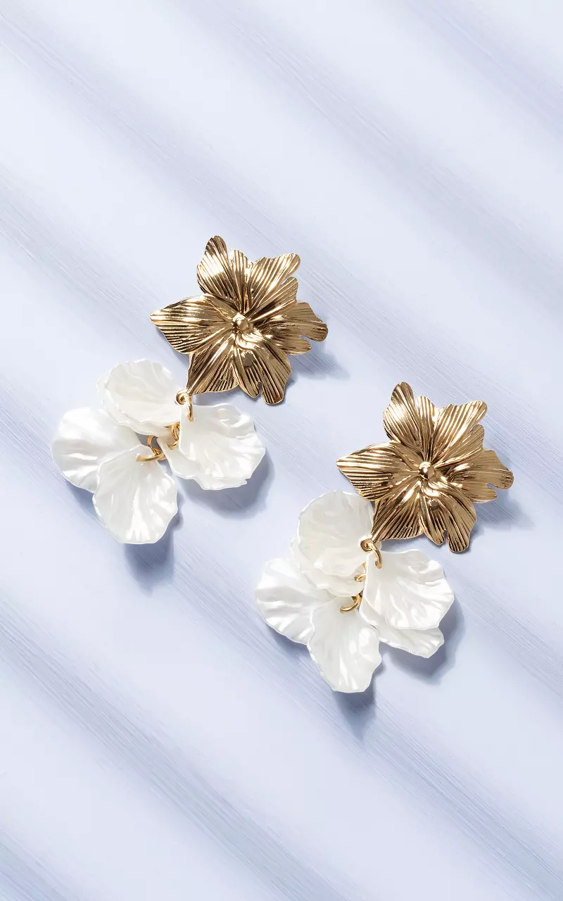 Earrings made of stainless steel Gold White