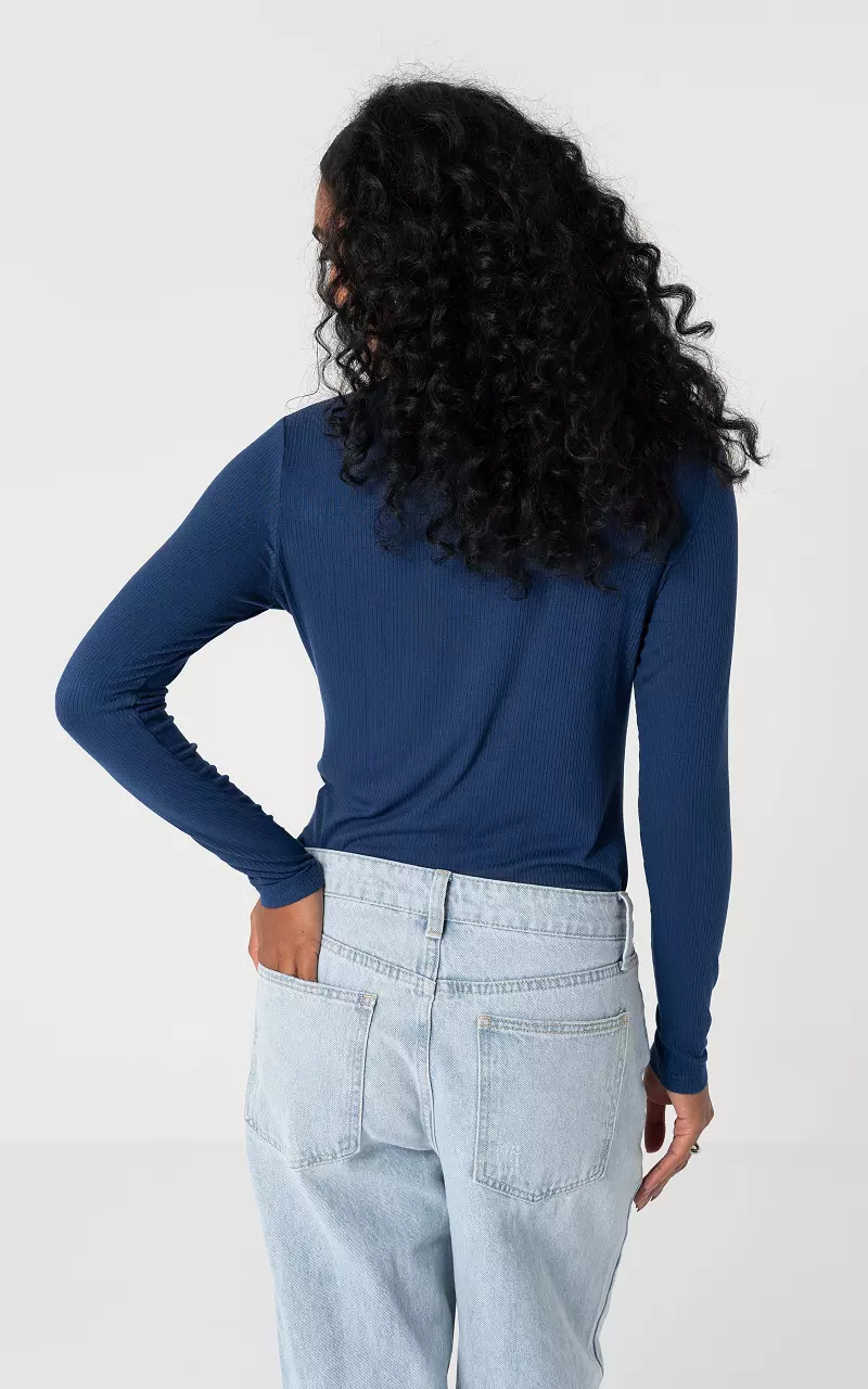 Basic rib top met boothals Blauw