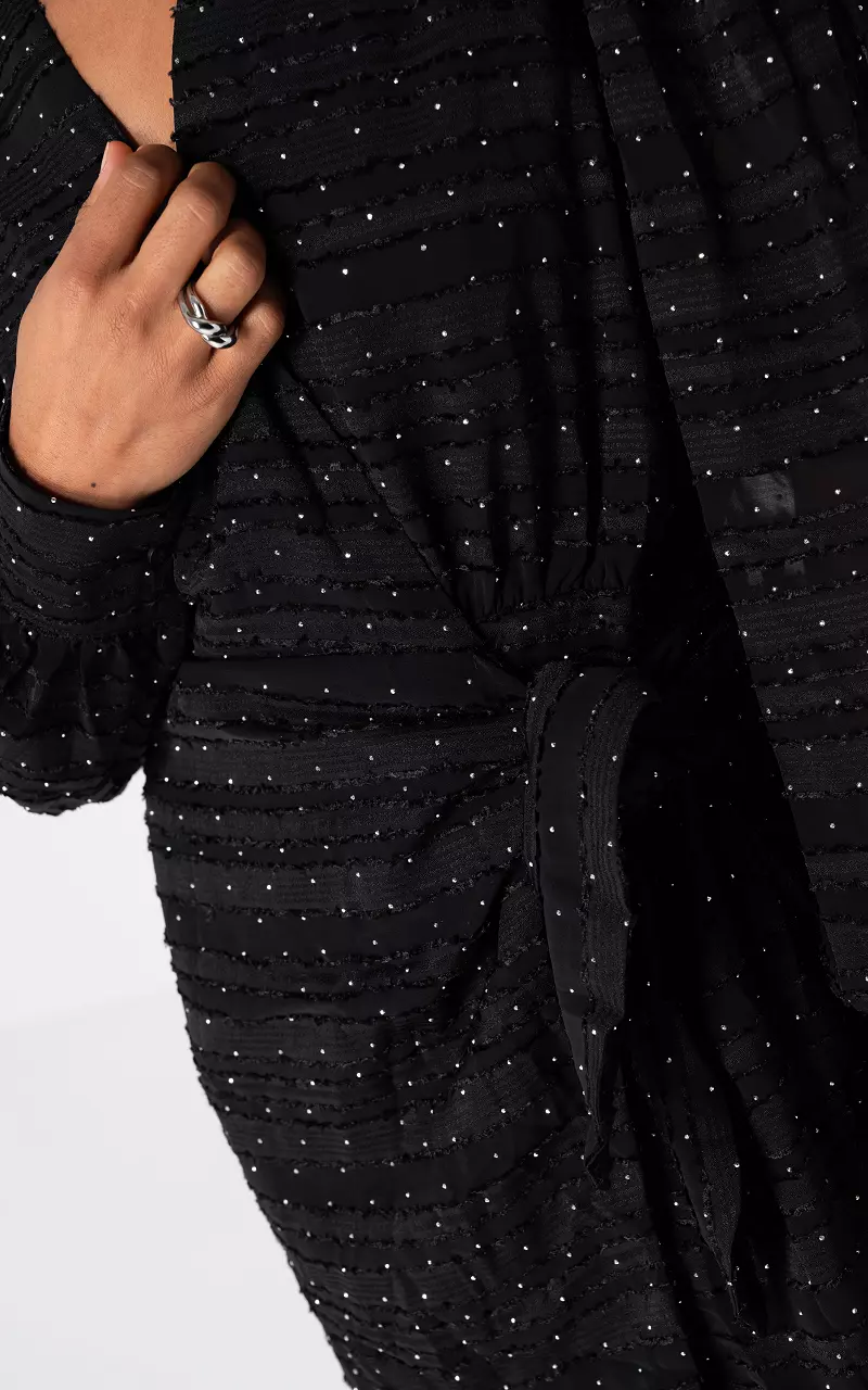 Kleid mit silberfarbenen Steinchen Schwarz