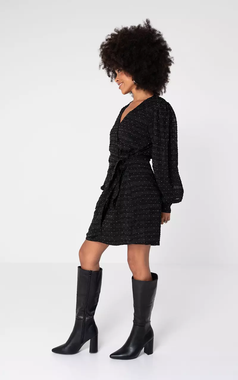 Kleid mit silberfarbenen Steinchen Schwarz