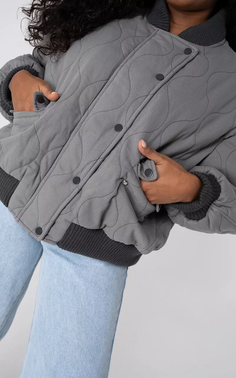 Gefütterte Bomberjacke Grau