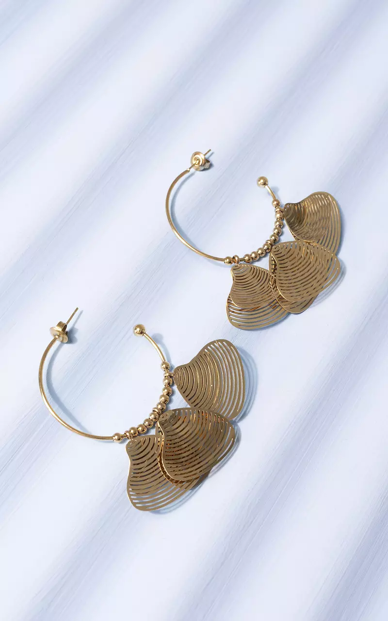 Earrings with pendant Gold