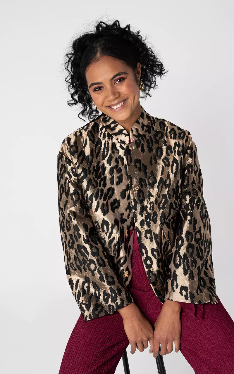 Leo-Jacke mit goldfarbenen Knöpfen Leopard