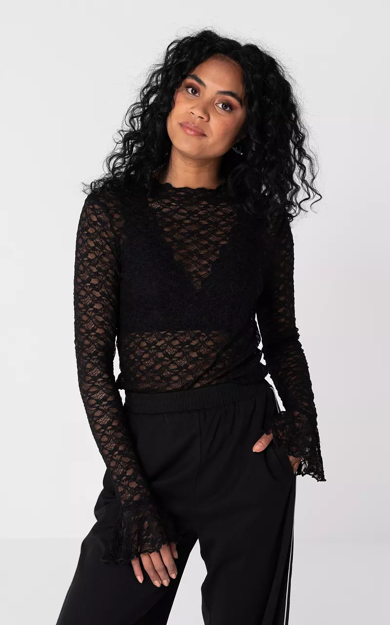 Laced top with round neck Black