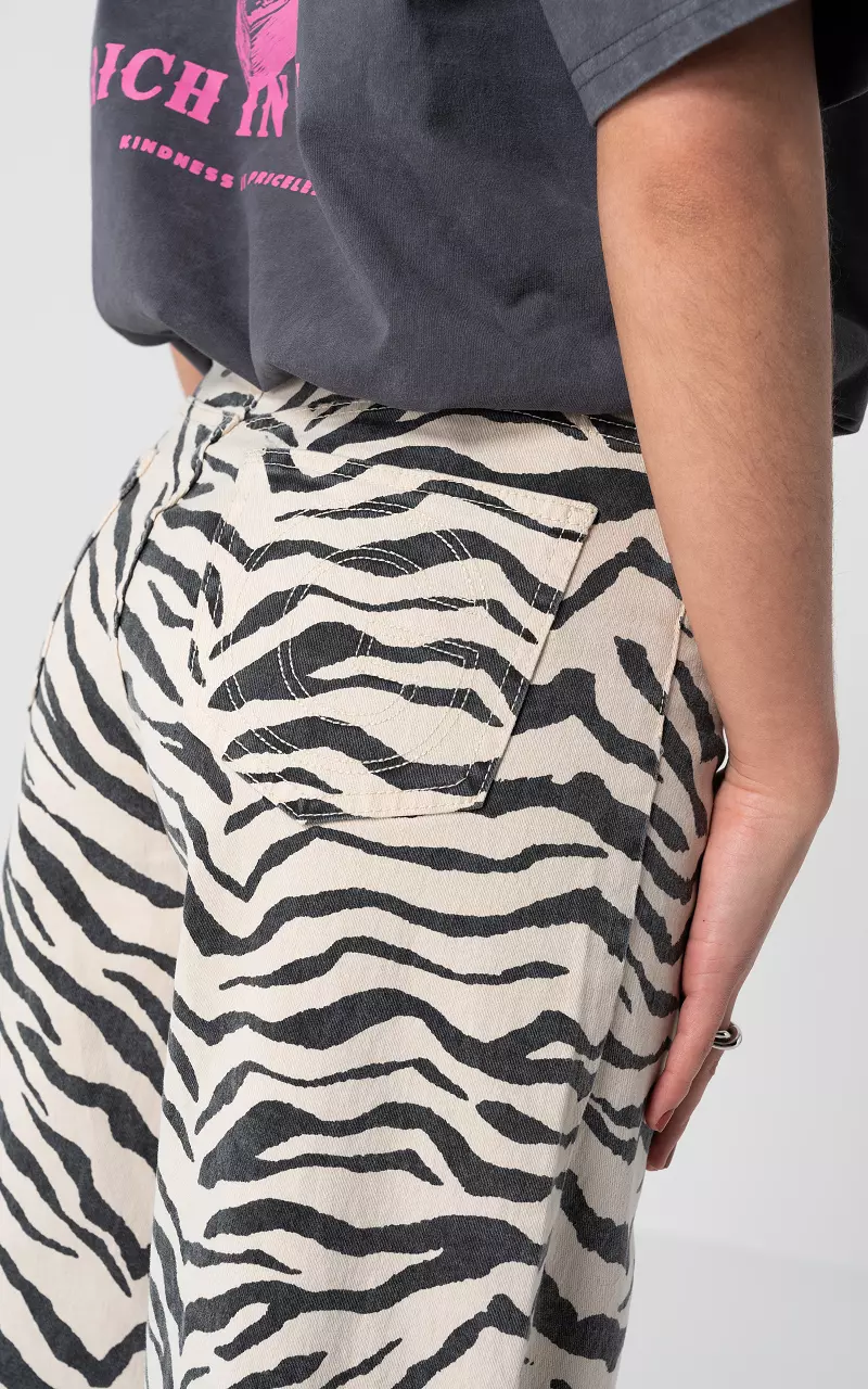 Tall animal jeans Zwart Creme