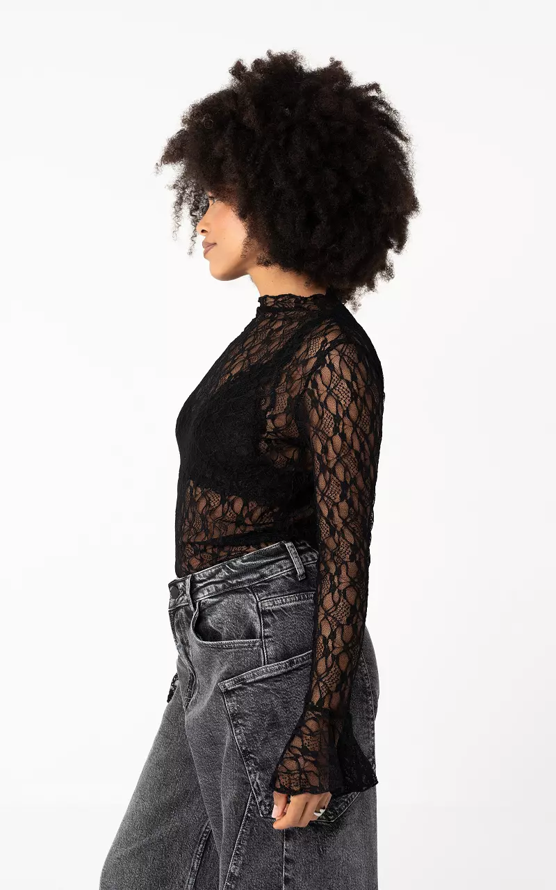 Laced top with flared sleeves Black