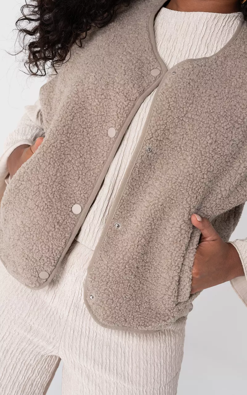 Teddy gilet with side pockets Light Brown