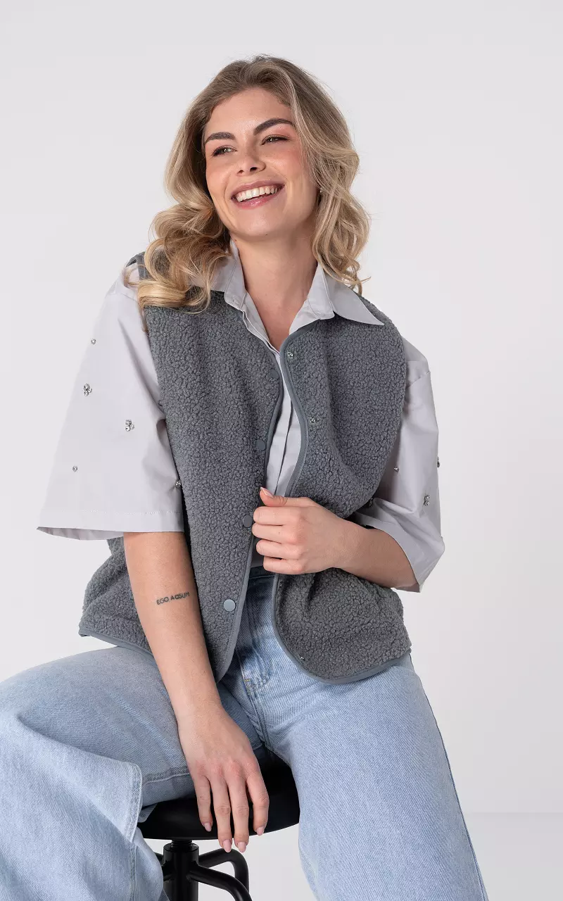 Teddy vest with side pockets Grey