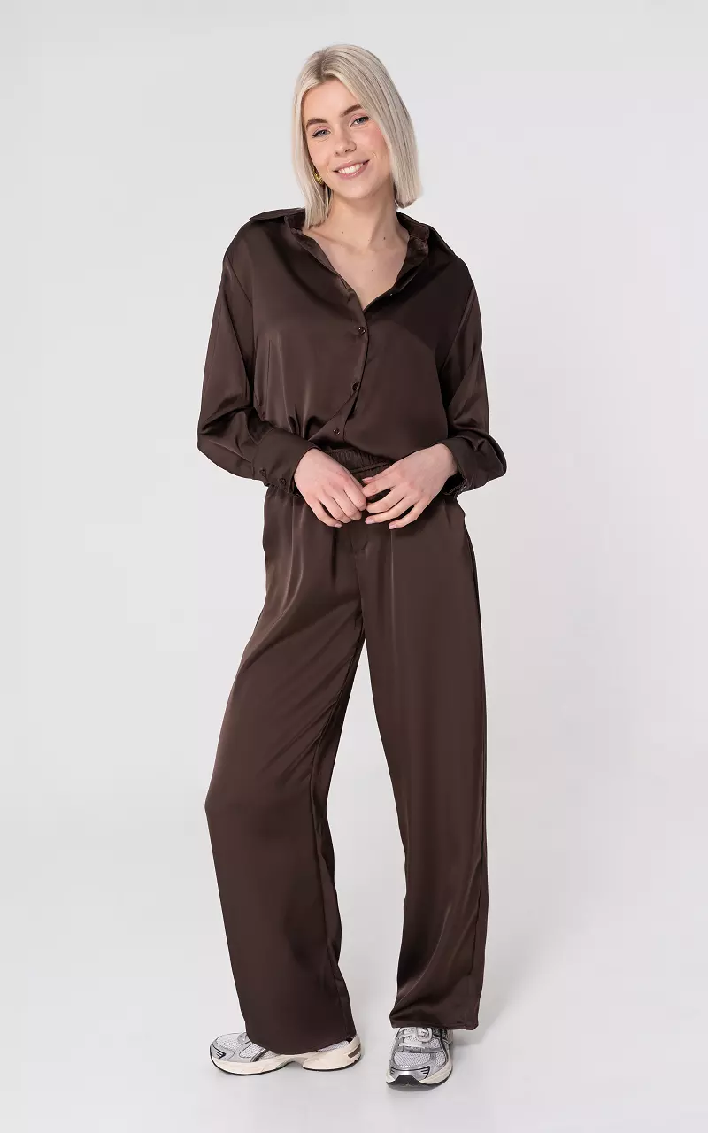Satin look trousers with side pockets Dark Brown