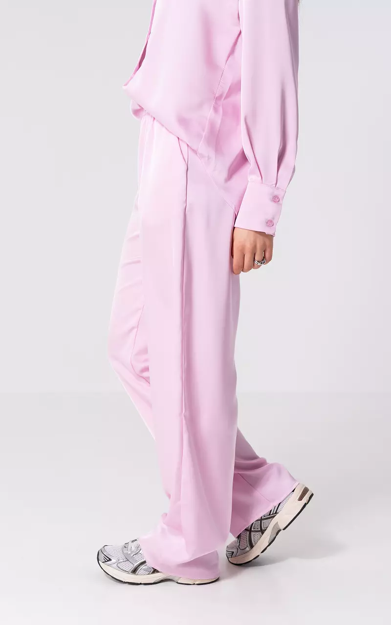Satin look trousers with side pockets Light Pink