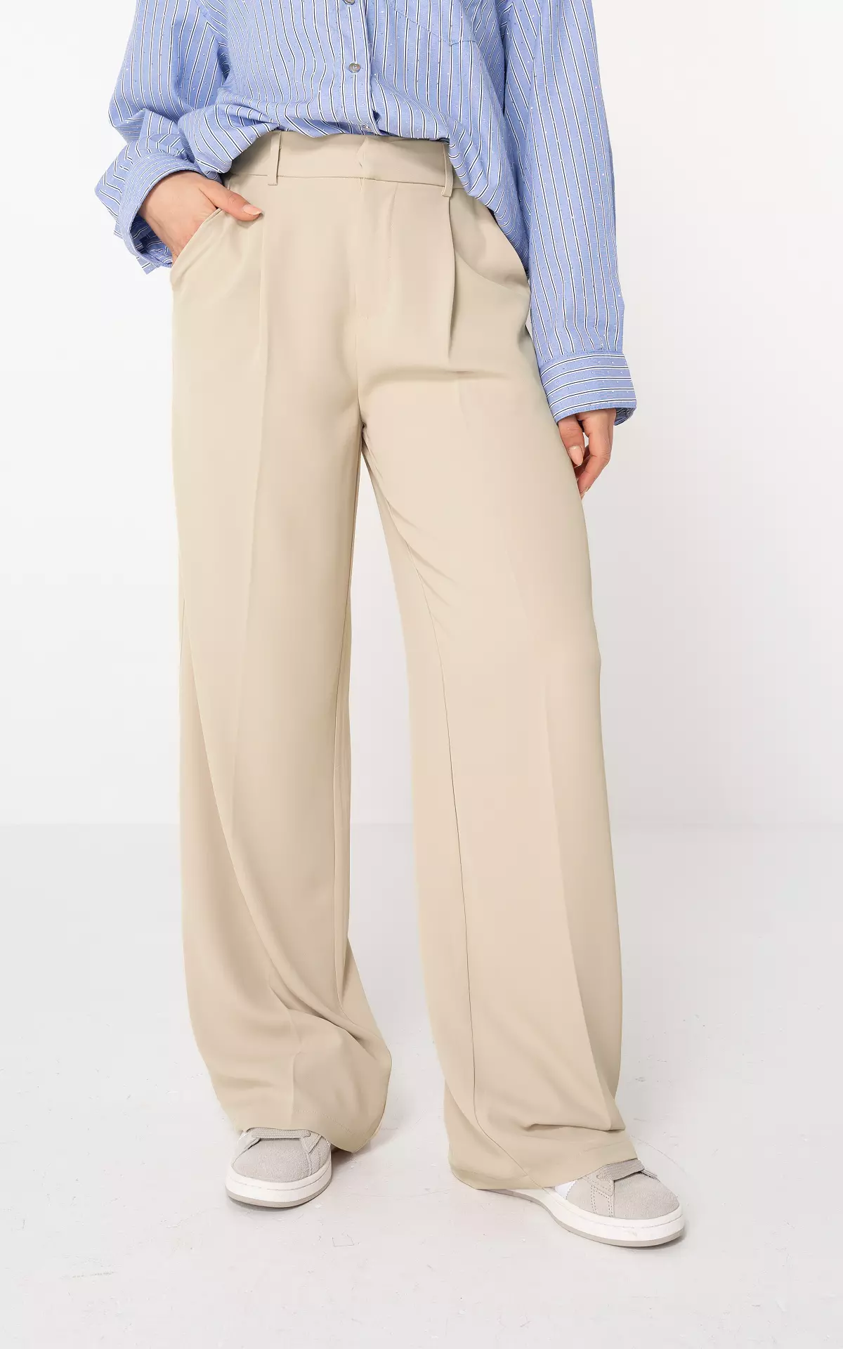 Regular fit trousers - Beige | Guts & Gusto | GUTSGUSTO.COM
