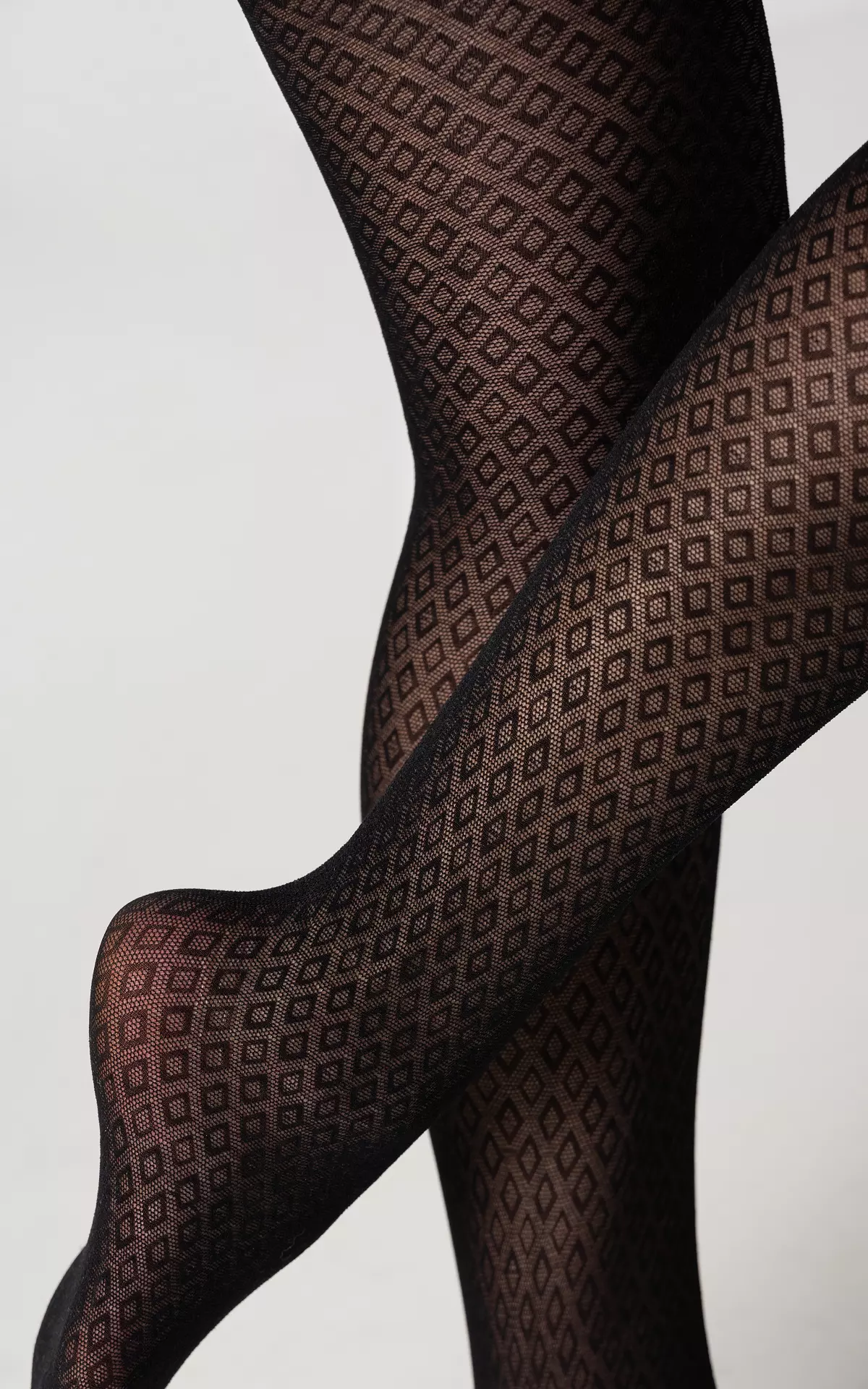 25 DEN Striped tights - Black, Guts & Gusto