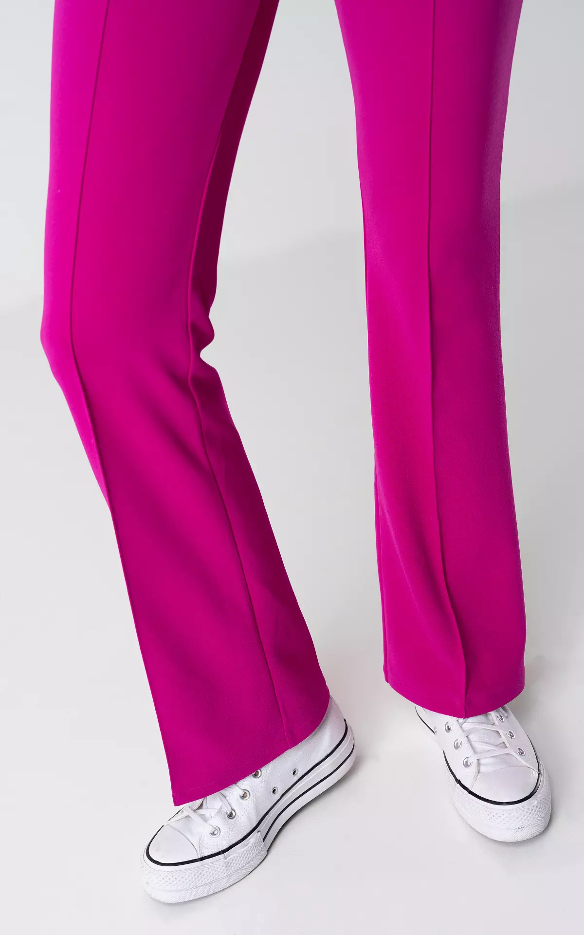 High-waist, flared trousers - Fuchsia