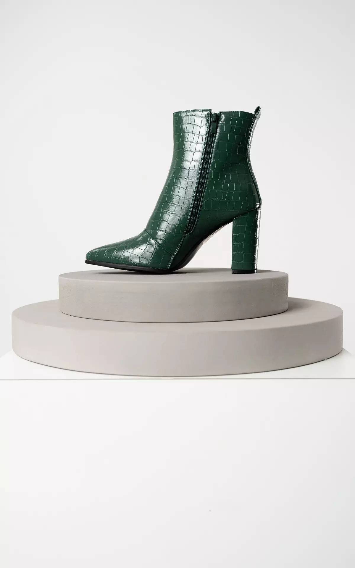 Zara crocodile online boots