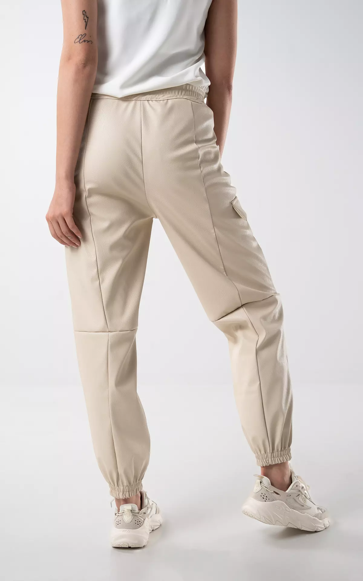 Leather look cargo broek - Beige