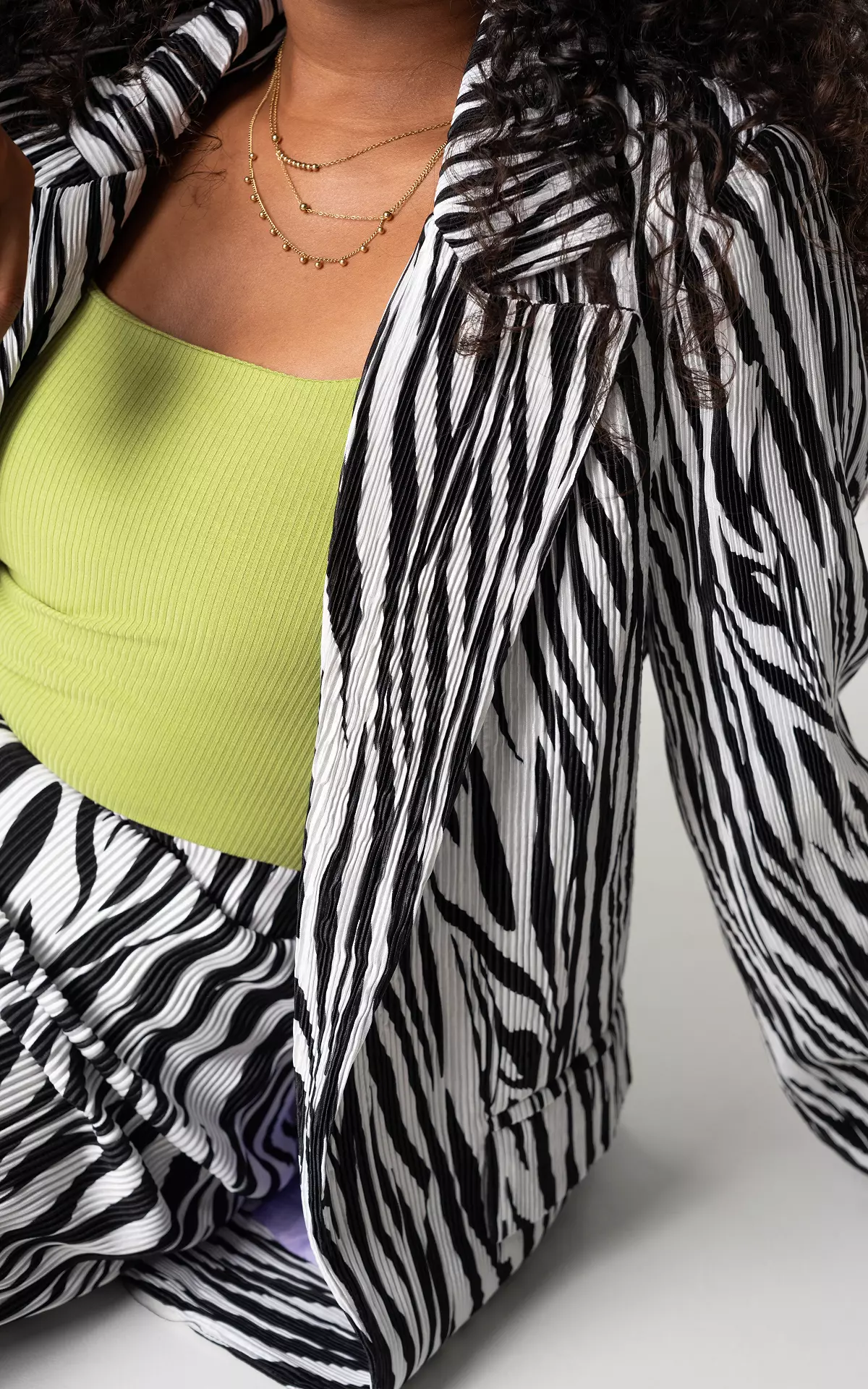 Pleated blazer with shoulder pads Guts & Gusto