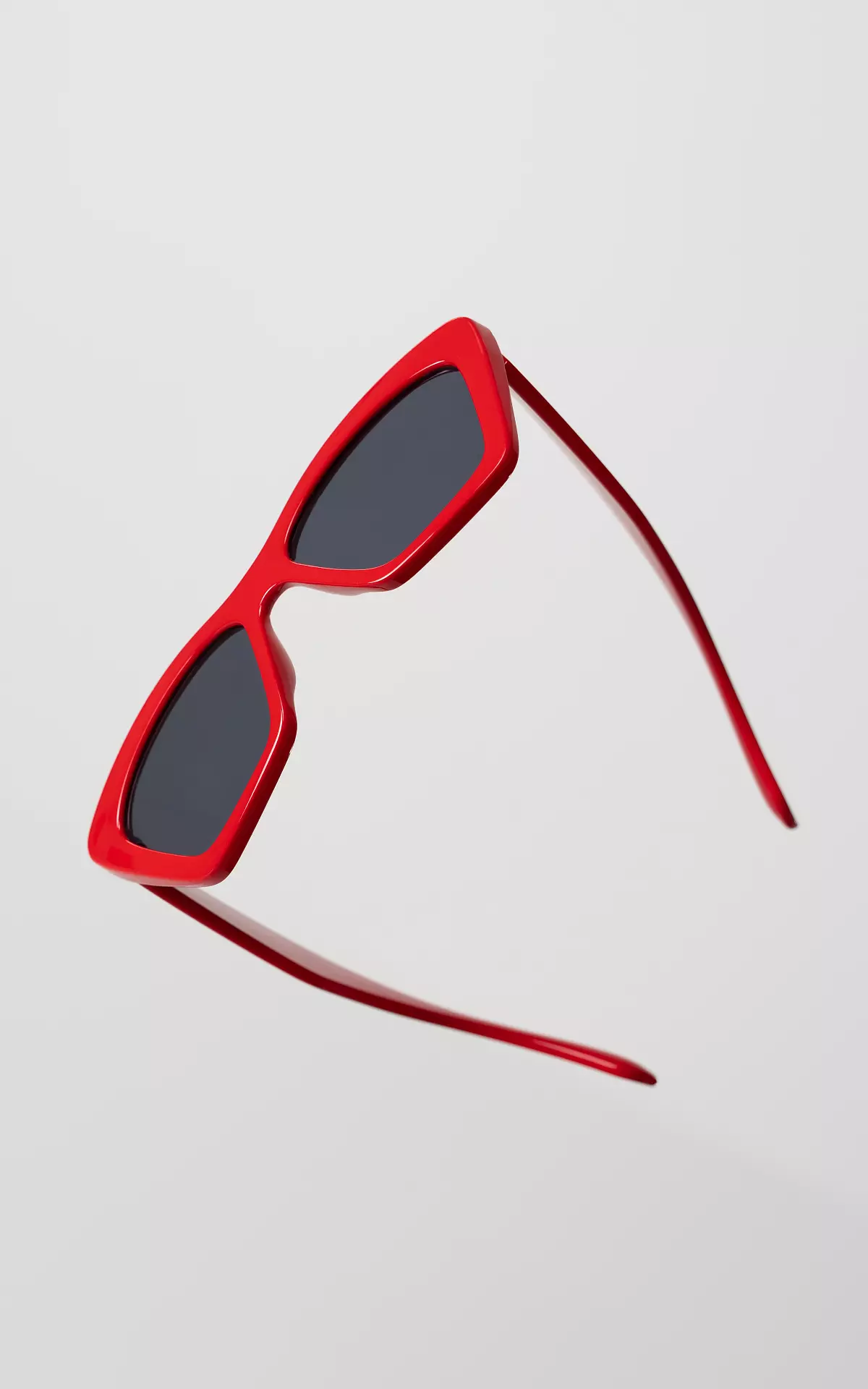 Trendy hotsell red sunglasses