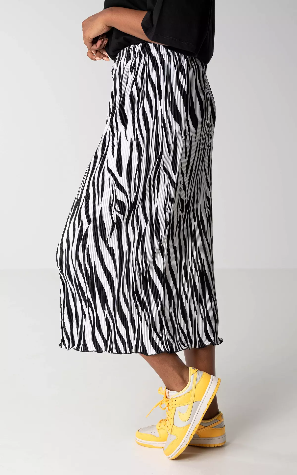 F&f zebra print outlet skirt