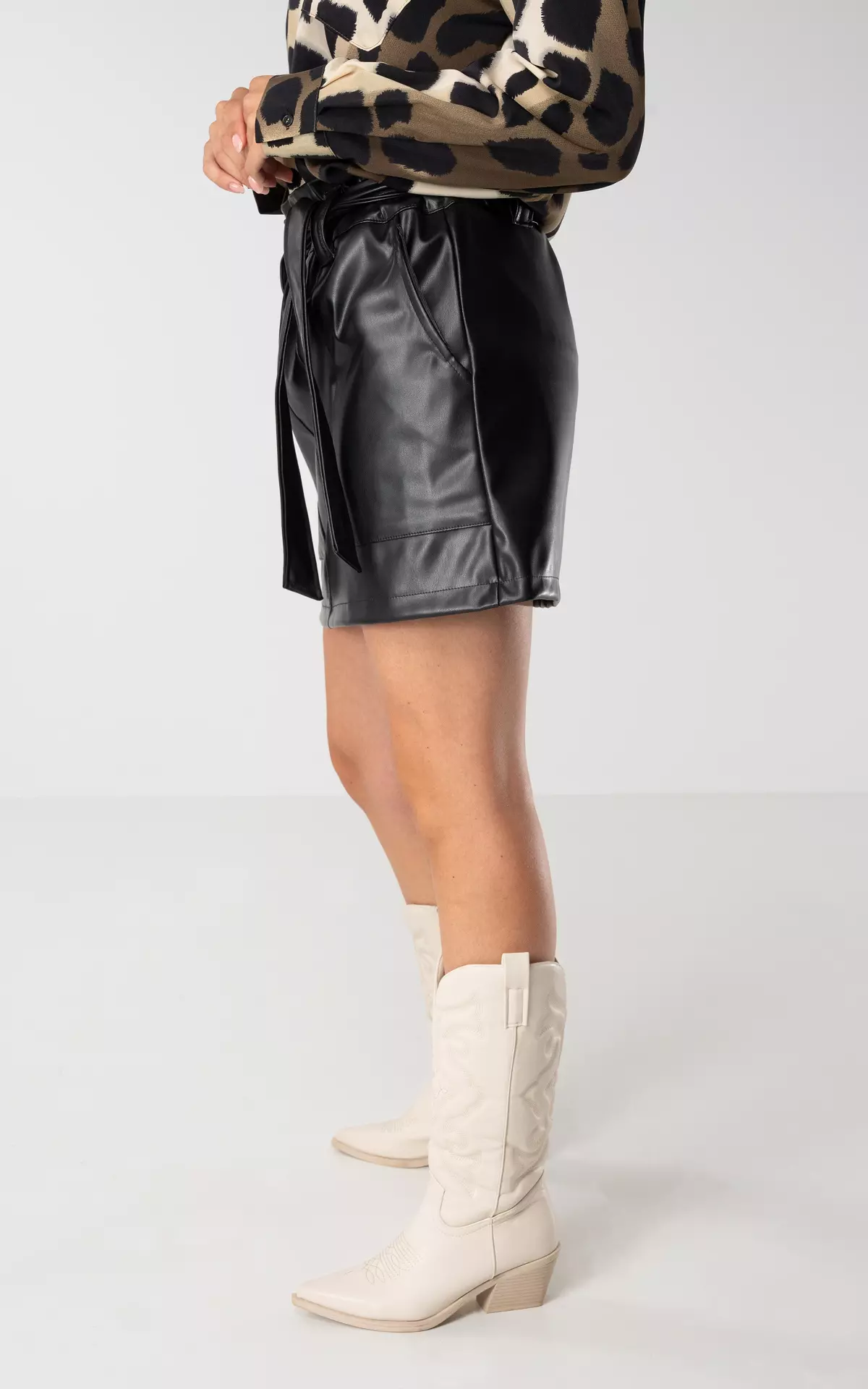 Leather-look skirt with split, Guts & Gusto