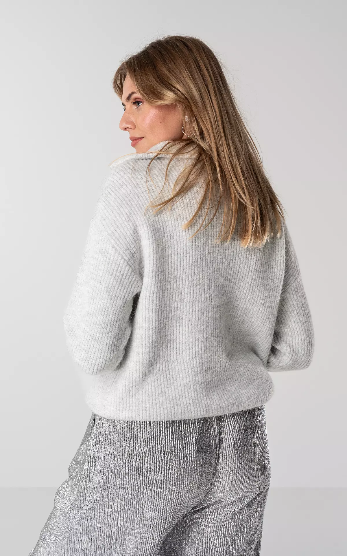 Sweater with half zip | Guts & Gusto | GUTSGUSTO.COM
