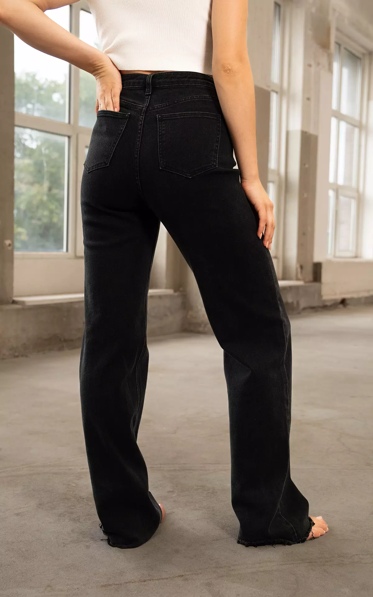 High waist jeans with split, Guts & Gusto