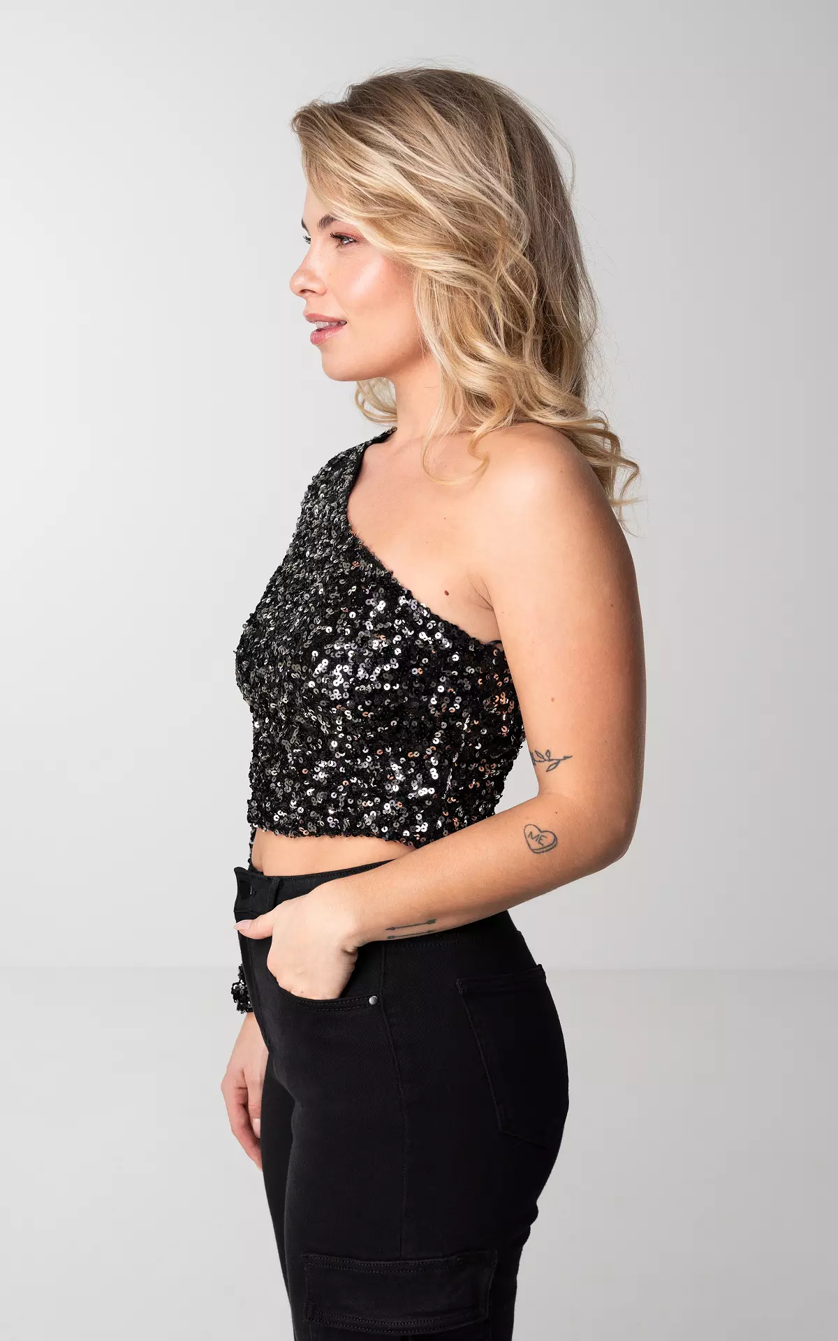 One shoulder top with sequins Black Silver Guts Gusto