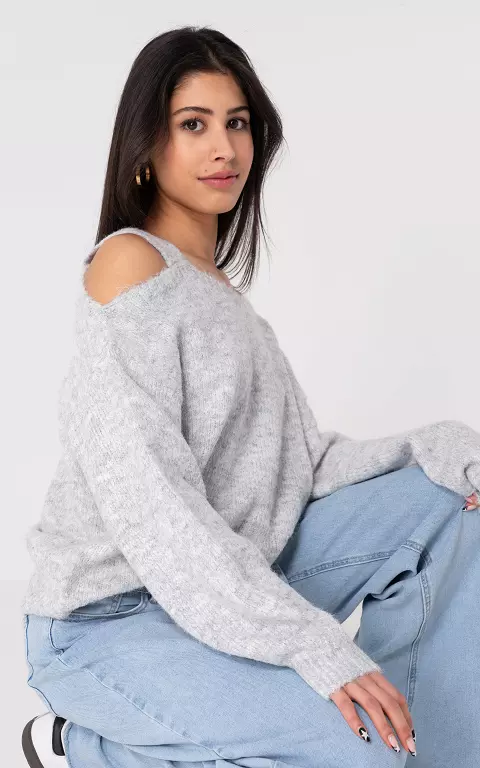 Off-shoulder sweater light grey