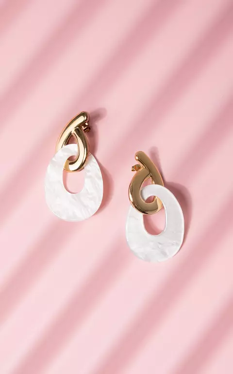 Earrings with pendant gold white