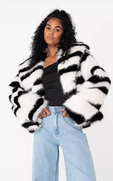 Fake fur jas wit zwart