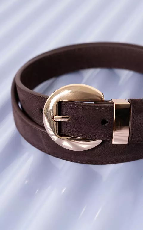 Suède riem donkerbruin goud