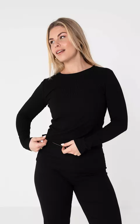 Top met ribstof zwart