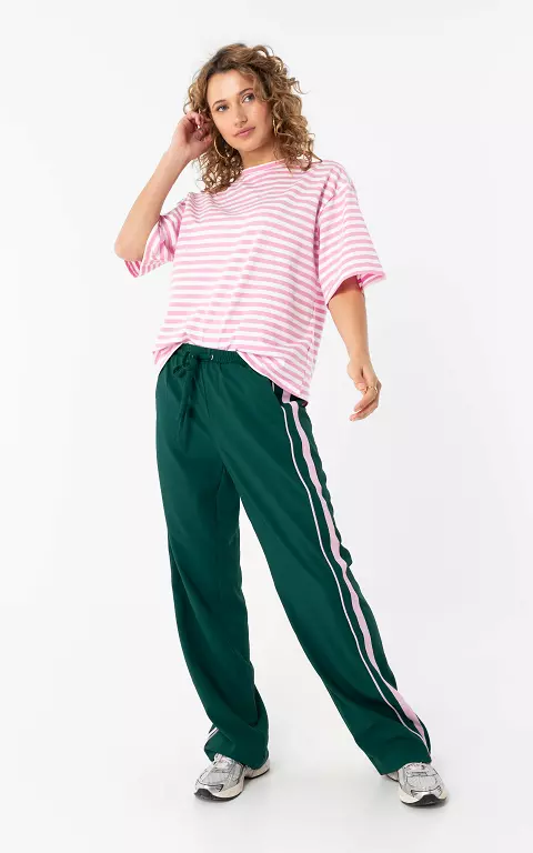 Sporty Hose mit Streifen dunkelgrün pink