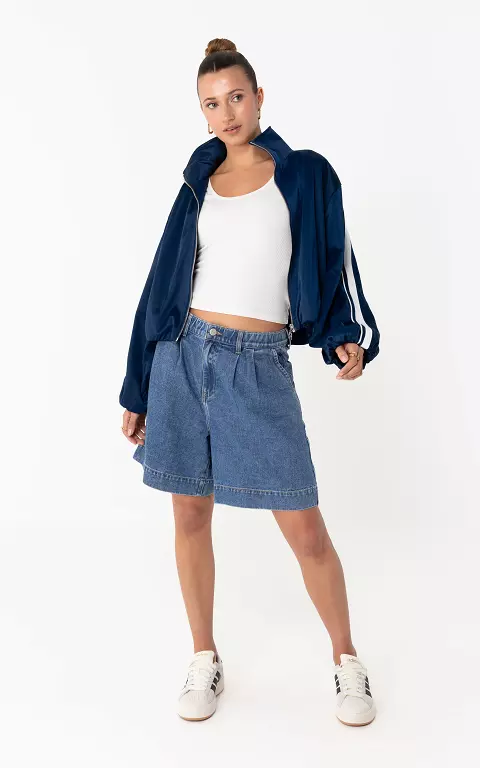 Loose-fitting jorts dark blue