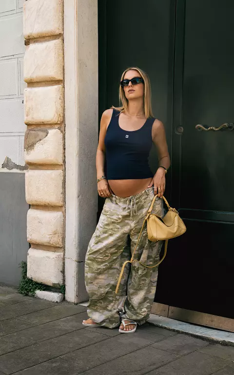 Camo trousers with elastic