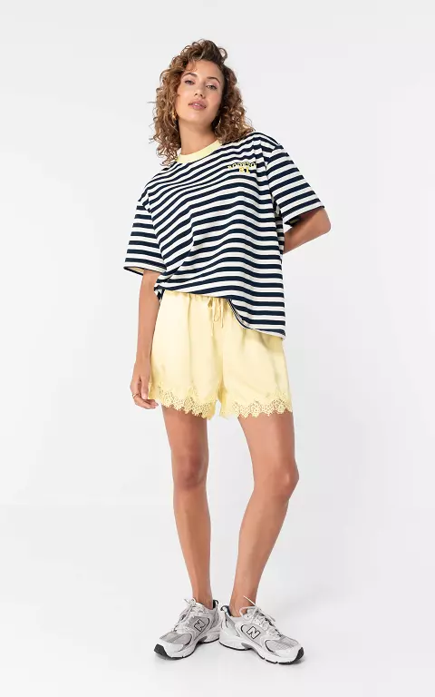 Shorts mit Spitze hellgelb