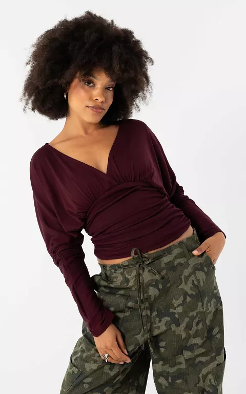 Top mit tiefem Ausschnitt bordeaux
