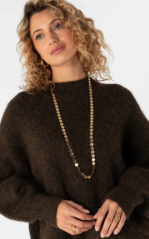 Necklace gold