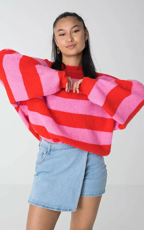Oversized striped sweater red pink