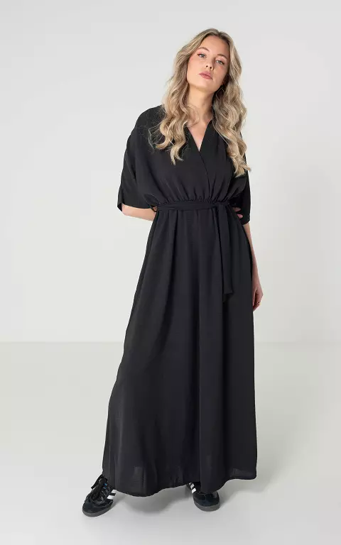 Maxi dress with short sleeves black