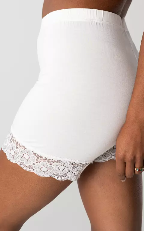 Shorts mit Spitzendetails weiß