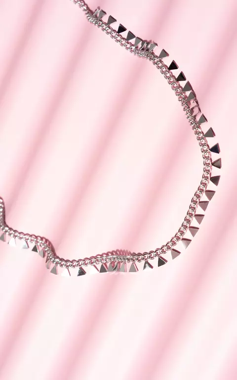 Kette mit dreieckigen Anhängern silber