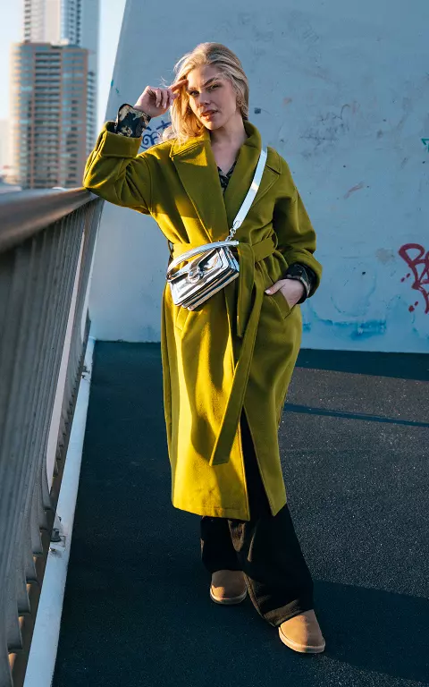 Coat with belt and side pockets light green