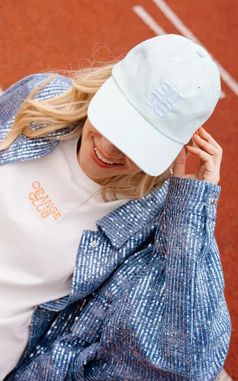 Adjustable cap with embroidered text mint white